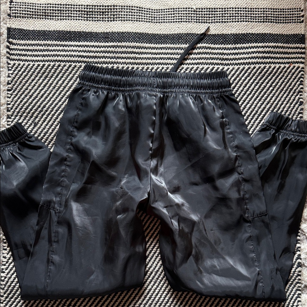 Nike Air Sheen Black Joggers - Picture 4 of 8